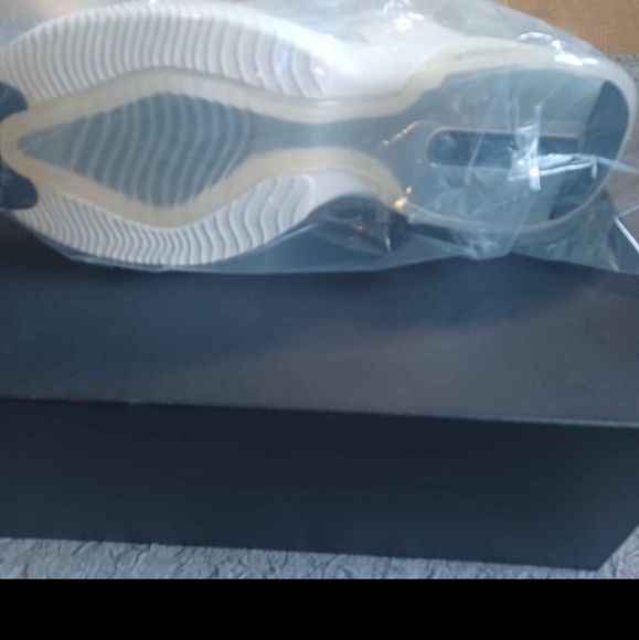 Men's Coach shoes - Picture 2 of 4